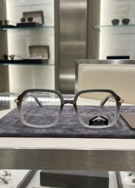 Plastic/Tr/Spring side/Frame/5126